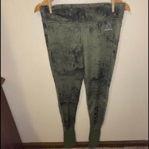 Size large Reebok active leggings
